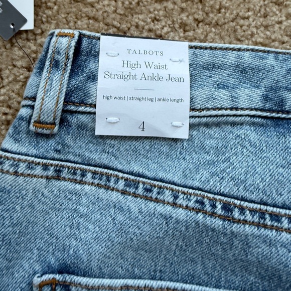 High Waist Ankle Jeans - Picture 6 of 10